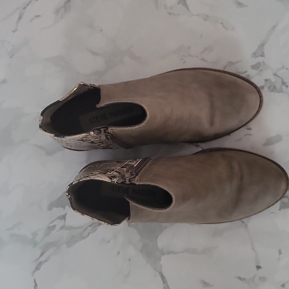 Steve Madden Girls Animal Print Zip Booties - Picture 10 of 11